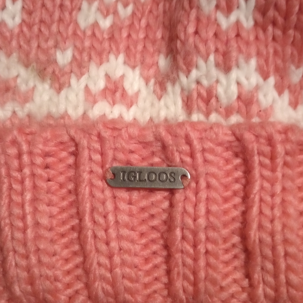 [NWOT] Pink/white IGLOOS poof ball beanie - Picture 3 of 3